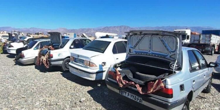 توقیف مشتقات ناس و ۹ هزار لیتر سوخت قاچاق در جوین