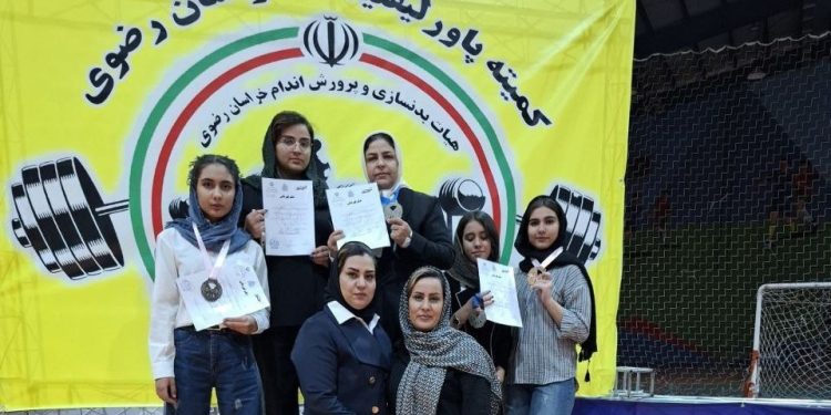 تجلیل از ۹۲ بانوی ورزشکار در شهرستان جوین