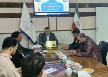 معلم؛ ستون هویت ملی و پیشران آینده‌سازی جامعه