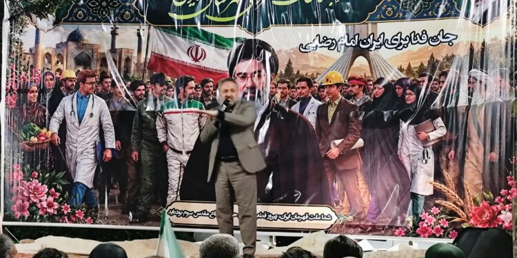 برخورد قاطع و فوری با محتکران در شرایط جنگ اقتصادی ضروری است