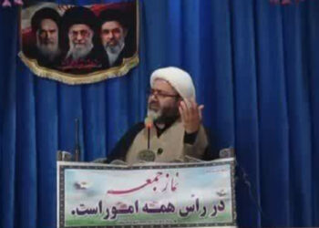 تأکید امام جمعه جوین بر ترویج فرهنگ عاشورا و بصیرت